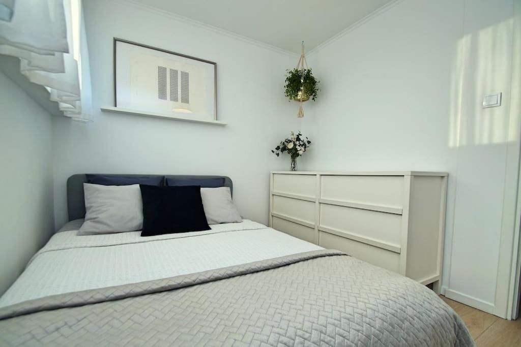 Apartament Korfantego Citycentre Z Widokiem Na Spodek Катовице Екстериор снимка